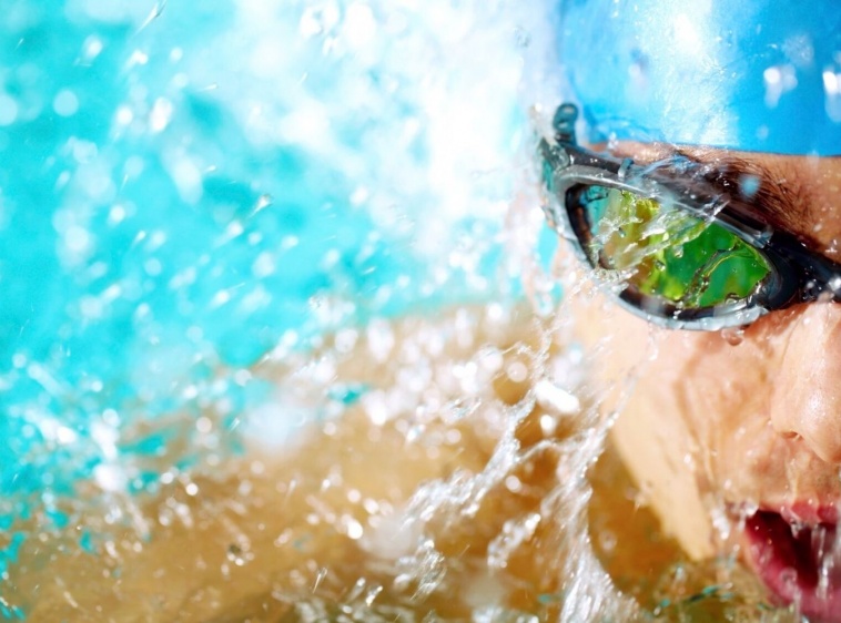 Pływalnia kryta w GniewiniePłyniemy!