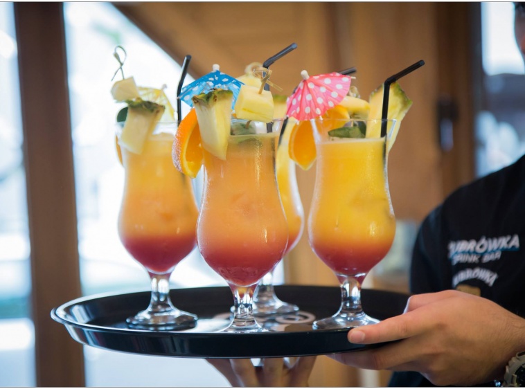Żubr&oacute;wka Drink Bar